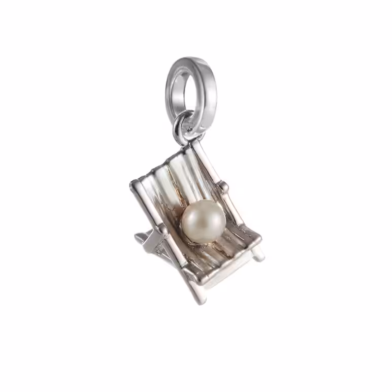 4mm white near round freshwater pearl deckchair sterling silver charm