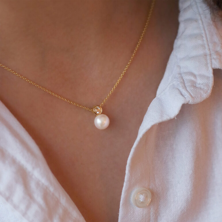 white button freshwater pearl white topaz pendant yellow gold plated sterling silver