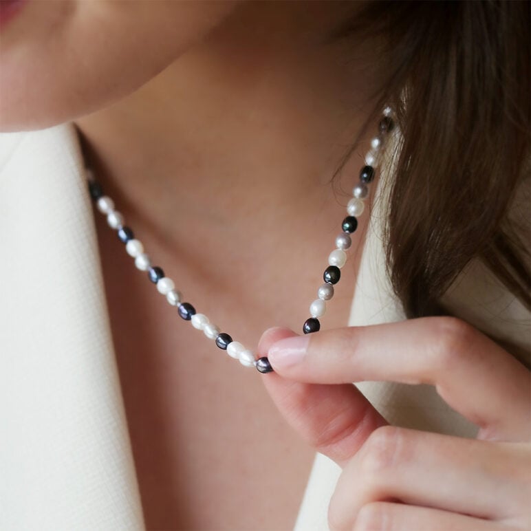 4mm peacock white grey oval freshwater pearl necklace sterling silver clasp