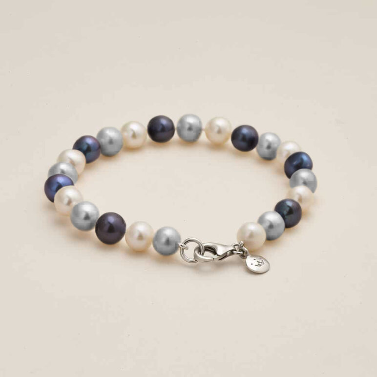7mm white peacock grey near round freshwater pearl bracelet with sterling silver clasp