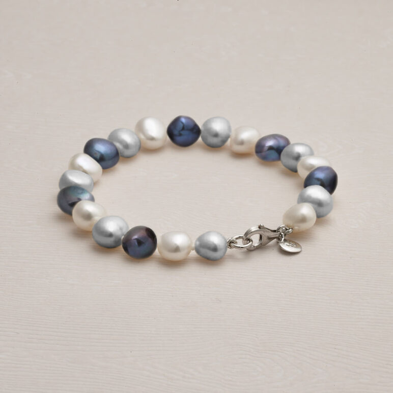 8mm white peacock grey baroque freshwater pearl bracelet with sterling silver clasp