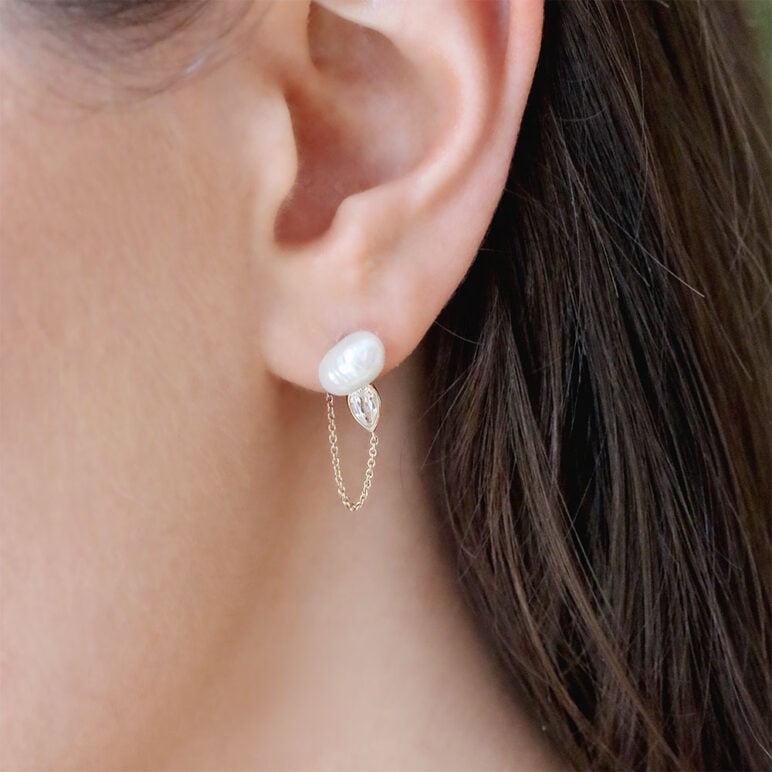 7mm white Keshi freshwater pearl white topaz 9ct yellow gold chain earrings