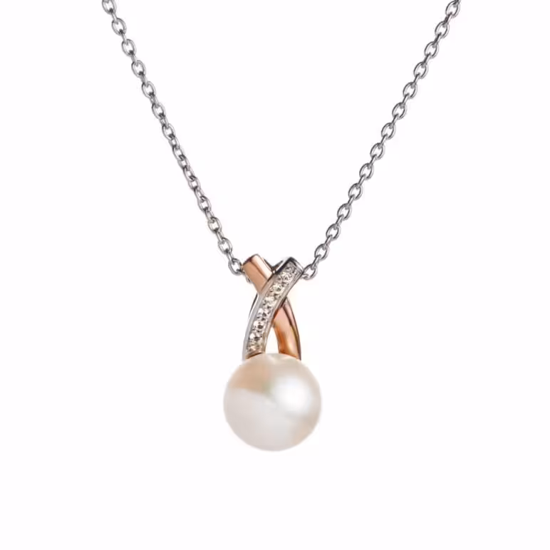 Camrose Kiss Pearl Pendant