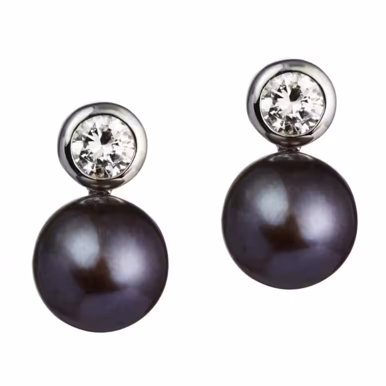 Chic Freshwater Pearl Earrings