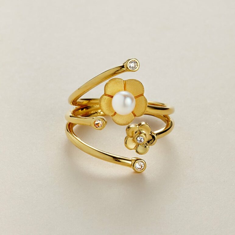Blossom Multi Buttercup Adjustable Pearl Ring