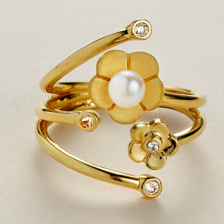Blossom Multi Buttercup Adjustable Pearl Ring