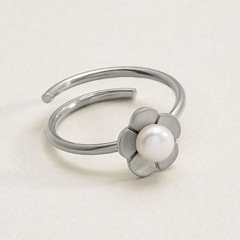 Blossom Buttercup Adjustable Pearl Ring