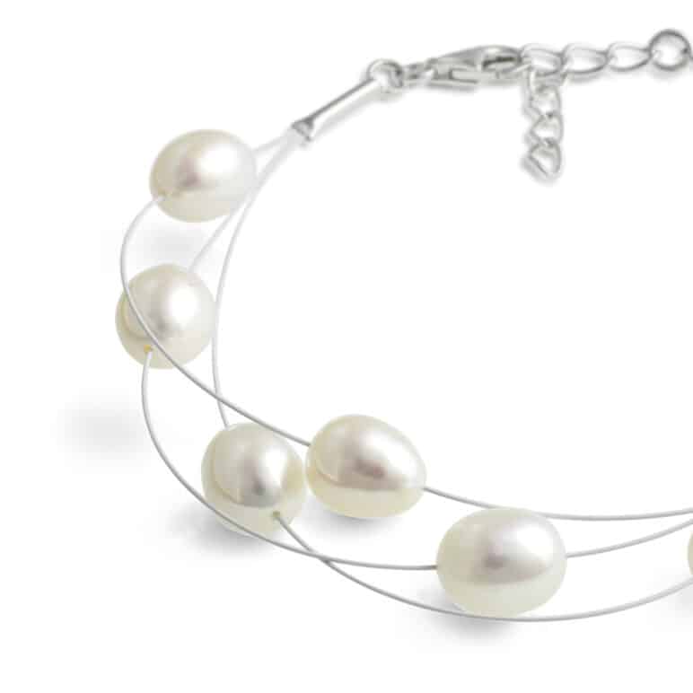 Dew Drop White Pearl Bracelet