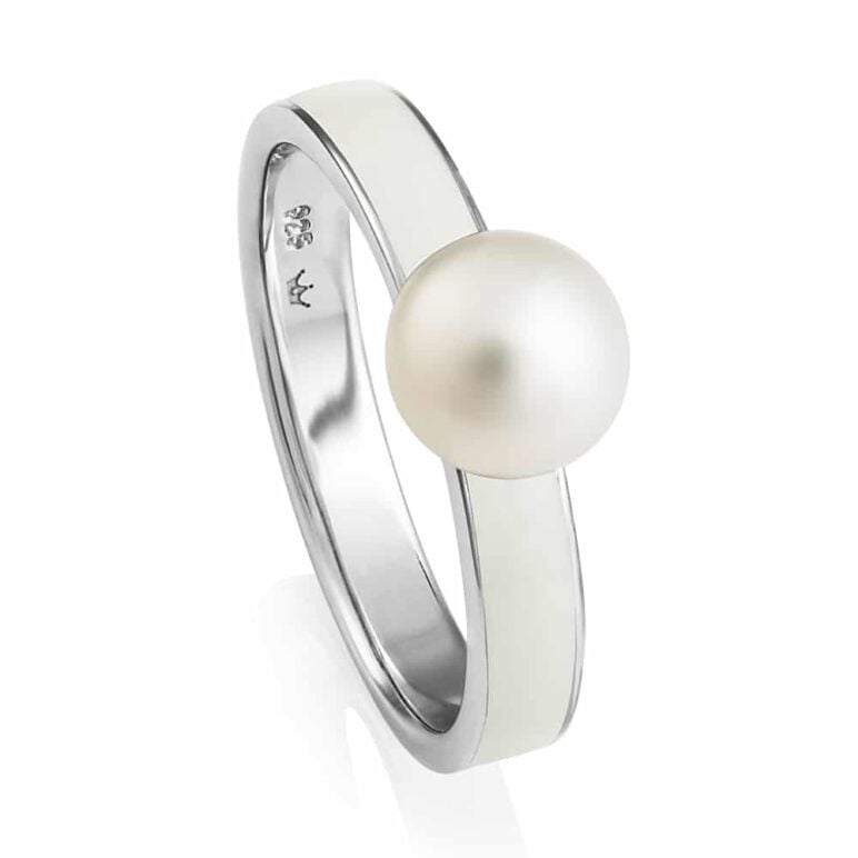 Viva White Enamel Pearl Ring