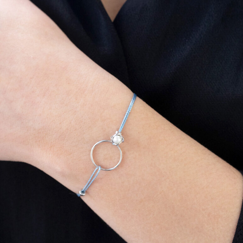 Hoop Pearl Bracelet