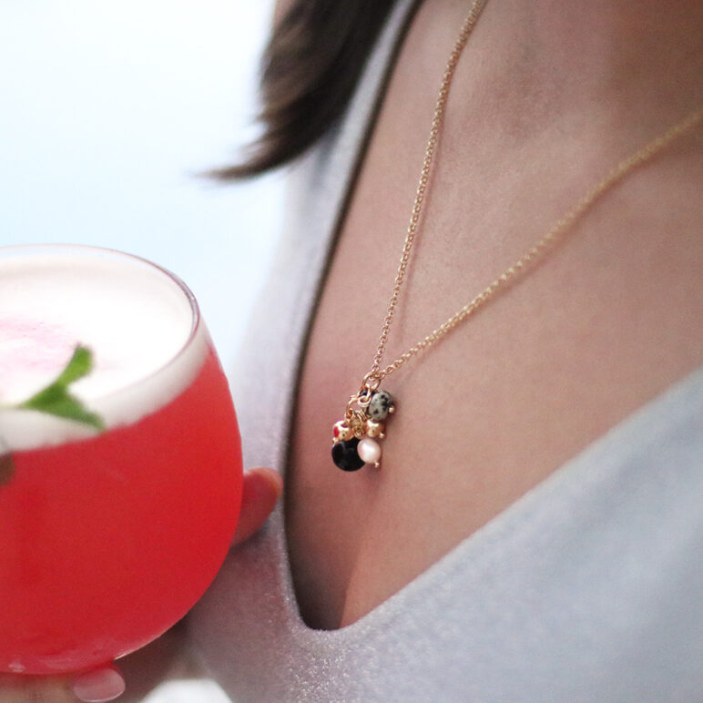 joy-necklace-pearl-pendant-cocktail