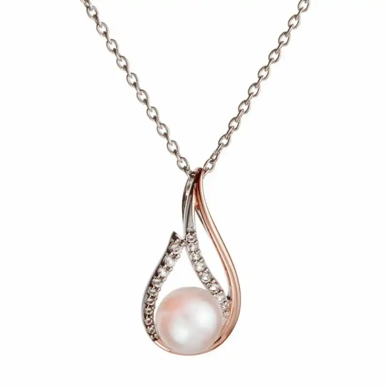 Camrose Wave Pearl Pendant