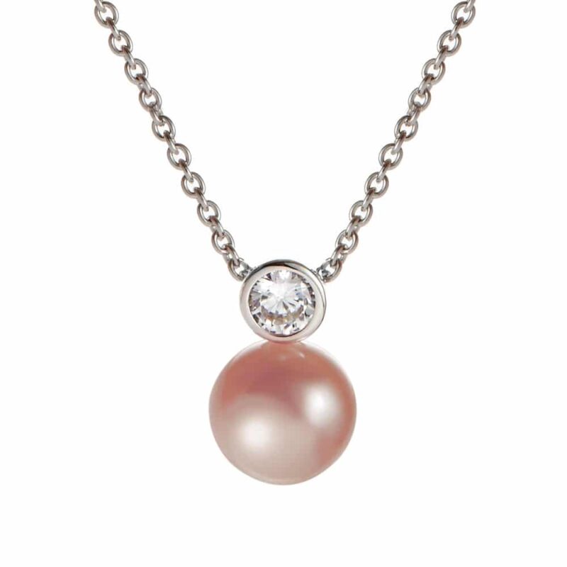 Chic Freshwater Pearl Pendant