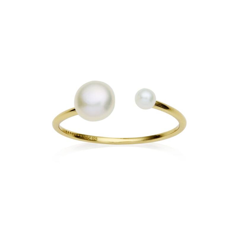 3mm and 6mm Freshwater button torque ring set on yellow gold-plated Sterling Silver ring