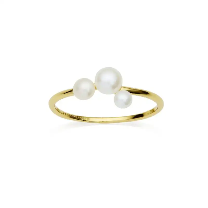 3-5mm Freshwater button and Keshi pearls set on yellow gold-plated Sterling Silver ring
