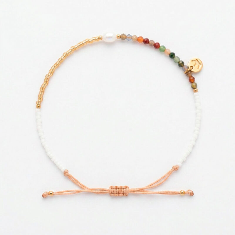 white 4mm oval freshwater pearl with India Agate and Miyuki Bead drawstring bracelet with white and yellow gold coloured beads