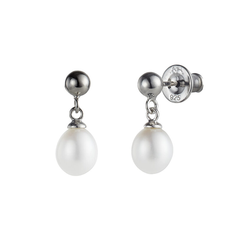 Chic Freshwater Pearl Earrings