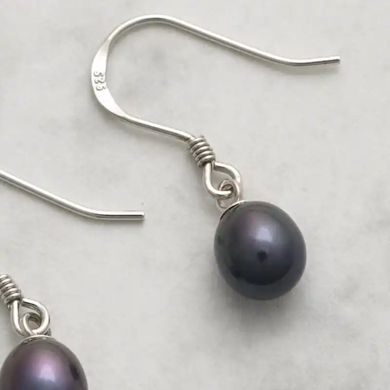 Hook Freshwater Pearl Earrings
