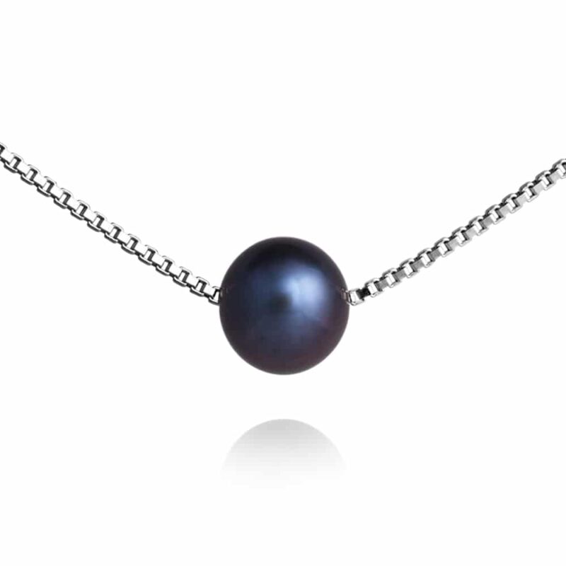Solo Freshwater Pearl Necklace