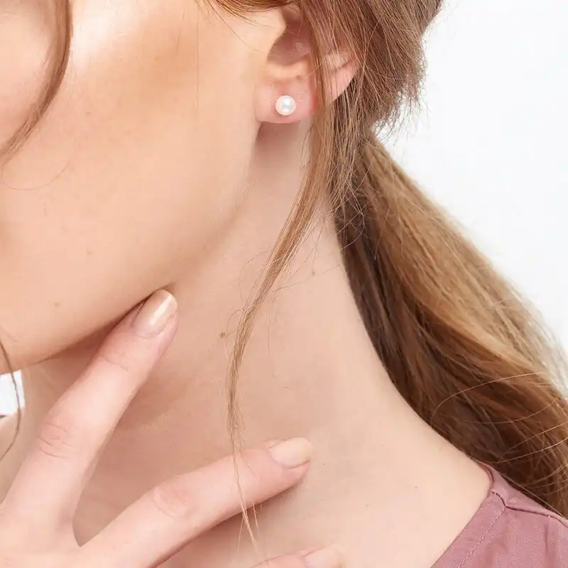 Gold Pearl Stud Earring