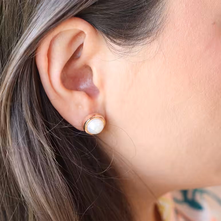 model wearing large Alice freshwater pearl stud earring