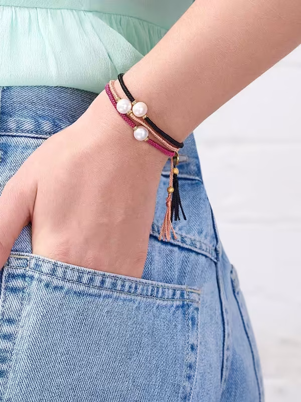 Jersey Pearl Tassel Bracelets Winter Raspberry, Daiquiri and Black