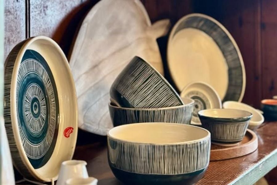 penguin pottery